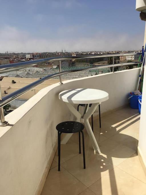 Appartement Proche De Rabat Et De L'Aeroport 塞尔 外观 照片